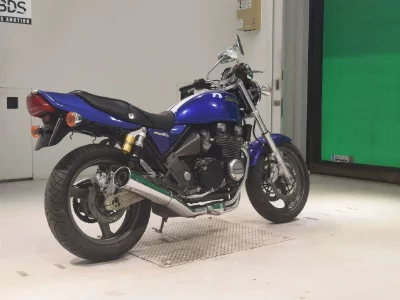 Kawasaki ZEPHYR400K