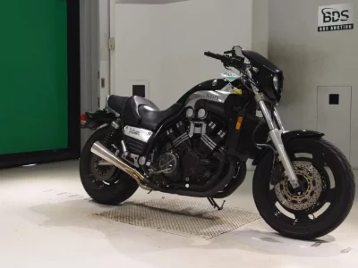 Yamaha V-MAX