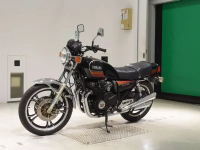 Yamaha XJ400 DIVERSION