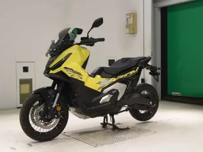 Honda X-ADV750-2