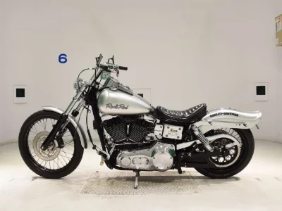 Harley-Davidson HARLEY FXDWG1450