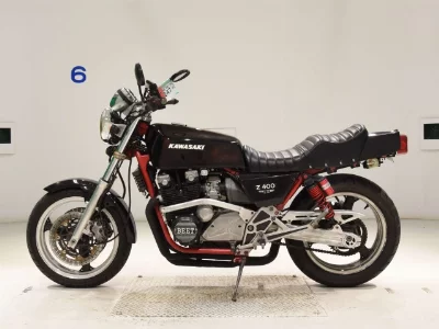Kawasaki ZEPHYR400