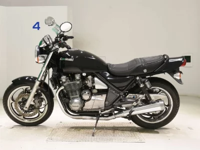 Kawasaki ZEPHYR1100
