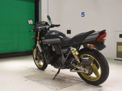 Kawasaki ZRX-2