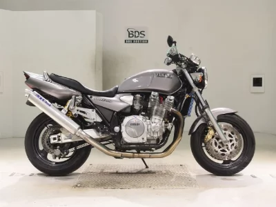 Yamaha XJR1300