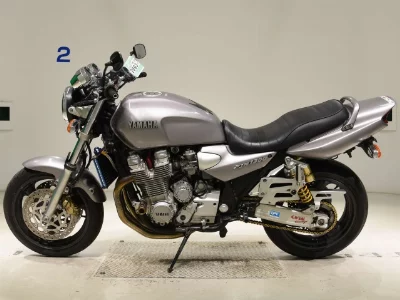 Yamaha XJR1300