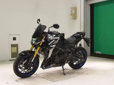 Suzuki GSX-S750