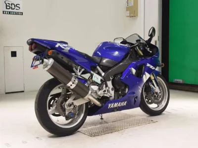 Yamaha YZF-R1