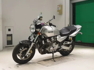 Yamaha XJR1300