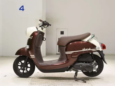 Yamaha VINO-4