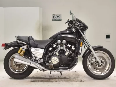 Yamaha V-MAX