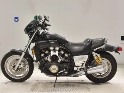 Yamaha V-MAX