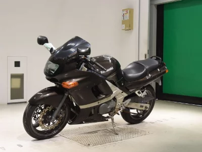 Kawasaki ZZR400-2