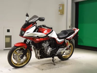 Honda CB400SFV-4 BOLDORABS