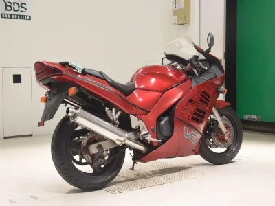 Suzuki RF400R
