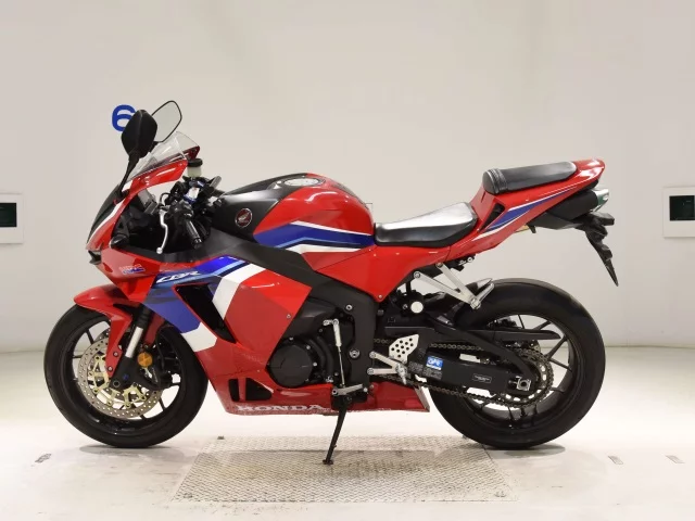 Honda CBR600RR-4 2021