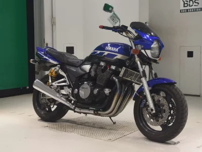 Yamaha XJR1300