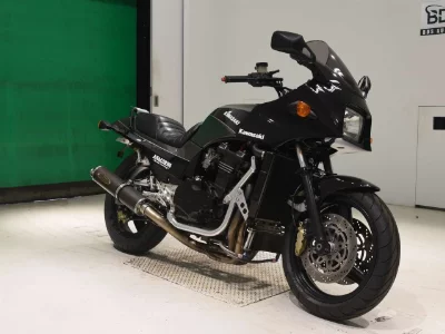 Kawasaki GPZ900R