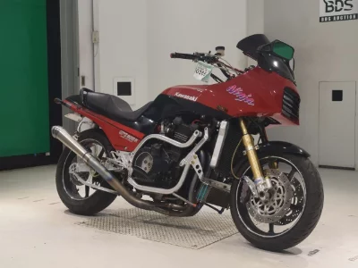 Kawasaki GPZ900R