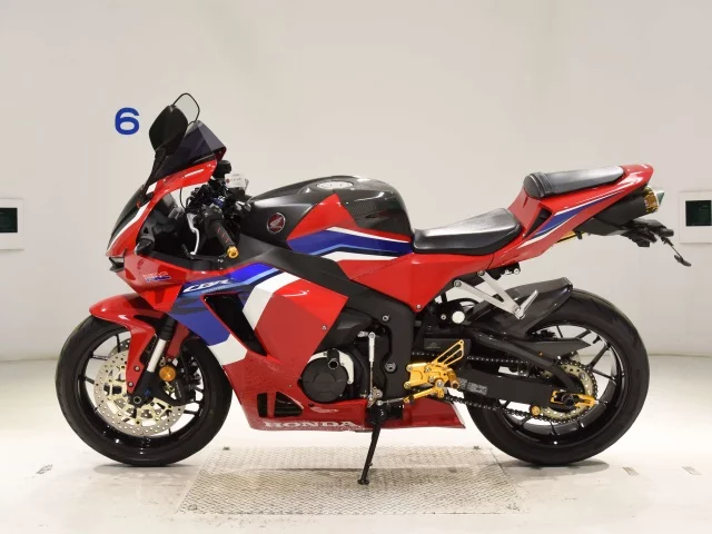 Honda CBR600RR-4 2021