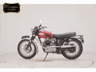 Triumph  TRIUMPH T100R
