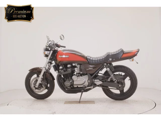 Kawasaki ZEPHYR750  с аукциона в Японии