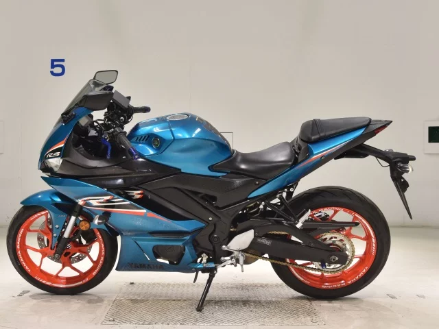 Yamaha YZF-R3 2021