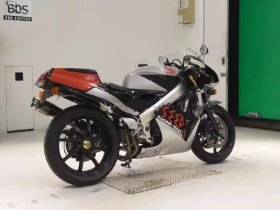 Honda VFR400R-2