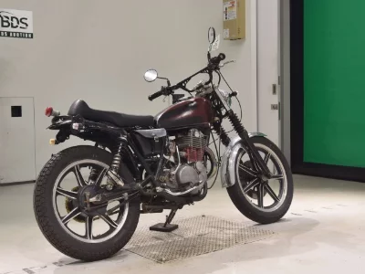 Yamaha SR400-2