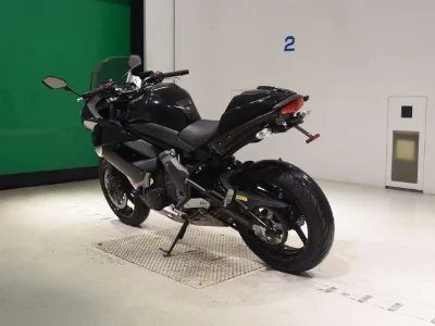 Kawasaki ER-6F