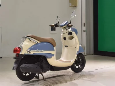 Yamaha VINO-4
