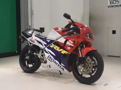 Honda RVF400