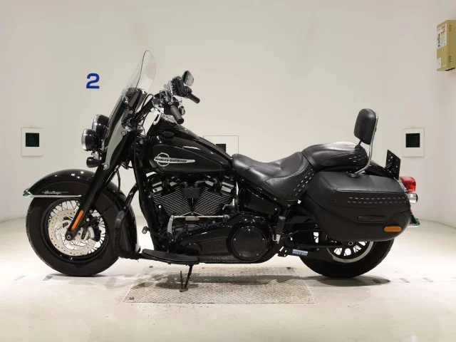Harley-Davidson HARLEY FLHC1750  с аукциона в Японии