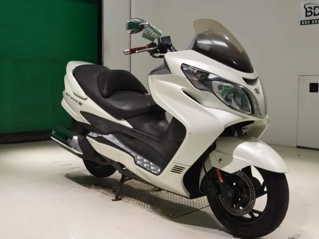 Suzuki SKYWAVE 250S-3  с аукциона в Японии