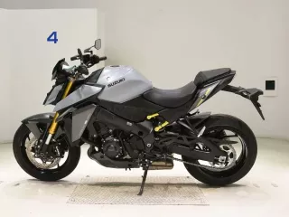Suzuki GSX-S1000