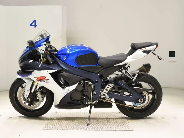 Suzuki GSX-R750  с аукциона в Японии