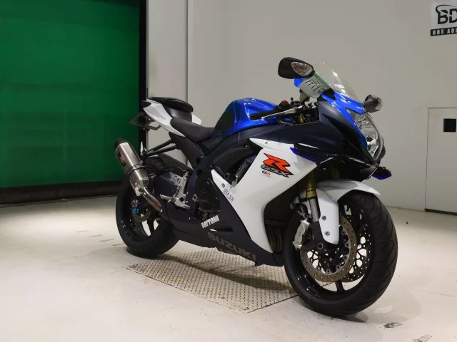Suzuki GSX-R750  с аукциона в Японии
