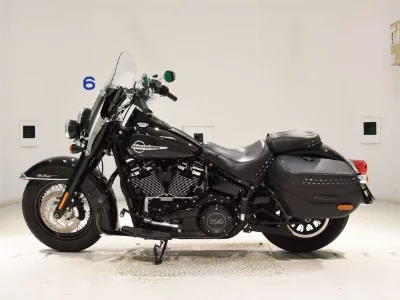 Harley-Davidson HARLEY FLHCS1870
