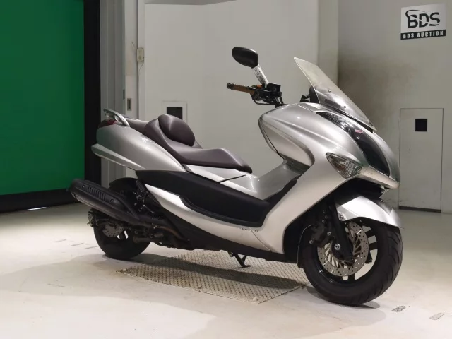 Yamaha MAJESTY 250-4  с аукциона в Японии