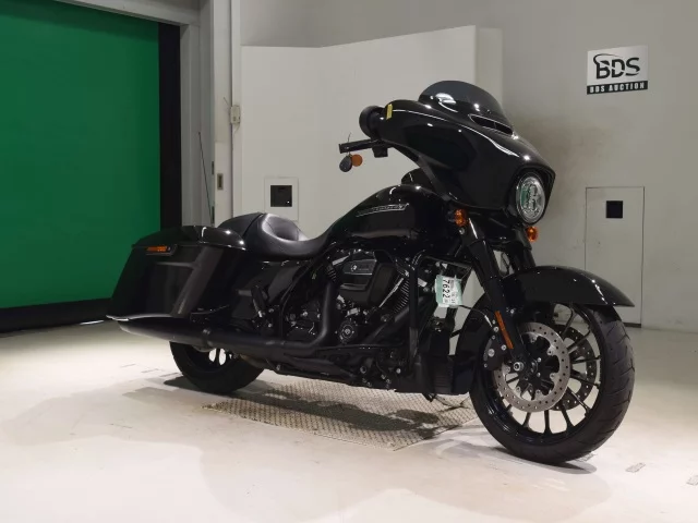Harley-Davidson HARLEY FLHXS1870  с аукциона в Японии