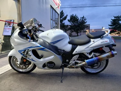 Suzuki GSX1300R HAYABUSA