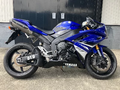 Yamaha YZF-R1