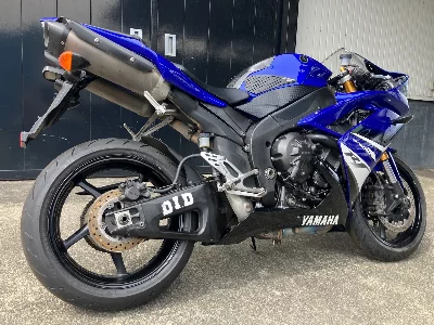 Yamaha YZF-R1