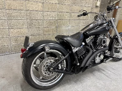 Harley-Davidson  HARLEY FXCWC