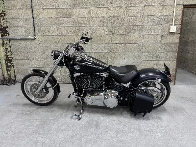 Harley-Davidson  HARLEY FXCWC