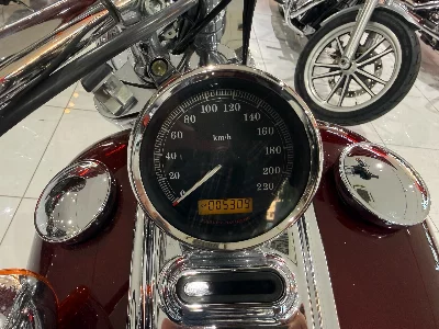 Harley-Davidson  HARLEY FXCWC