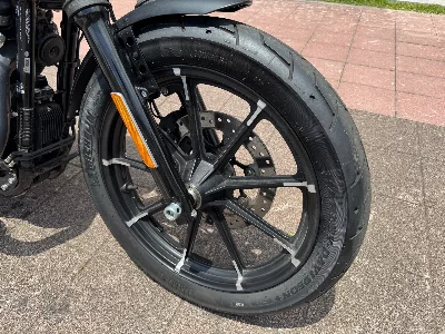 Harley-Davidson HARLEY XL883N