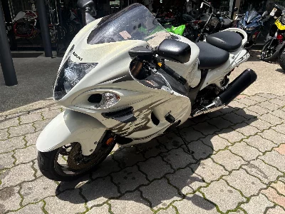 Suzuki GSX1300R HAYABUSA