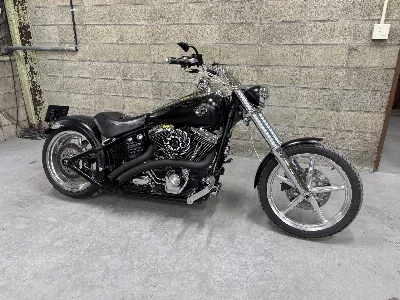 Harley-Davidson  HARLEY FXCWC