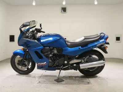 Kawasaki GPZ1100-2